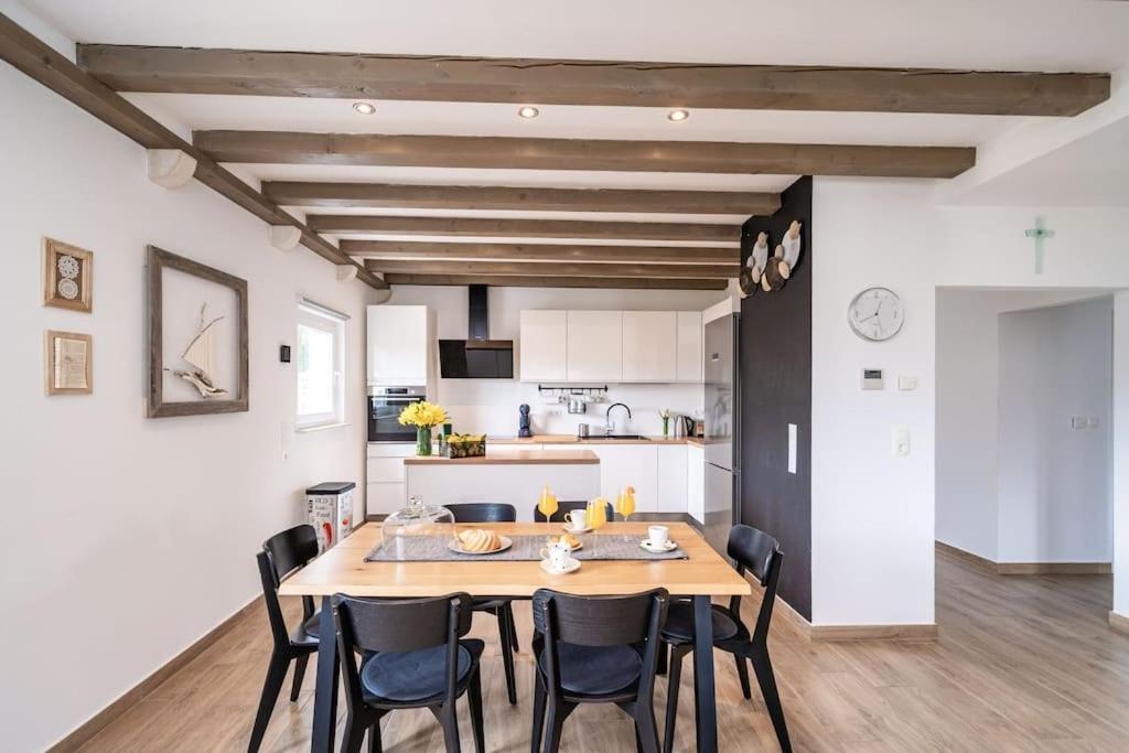 Apartman Nima *